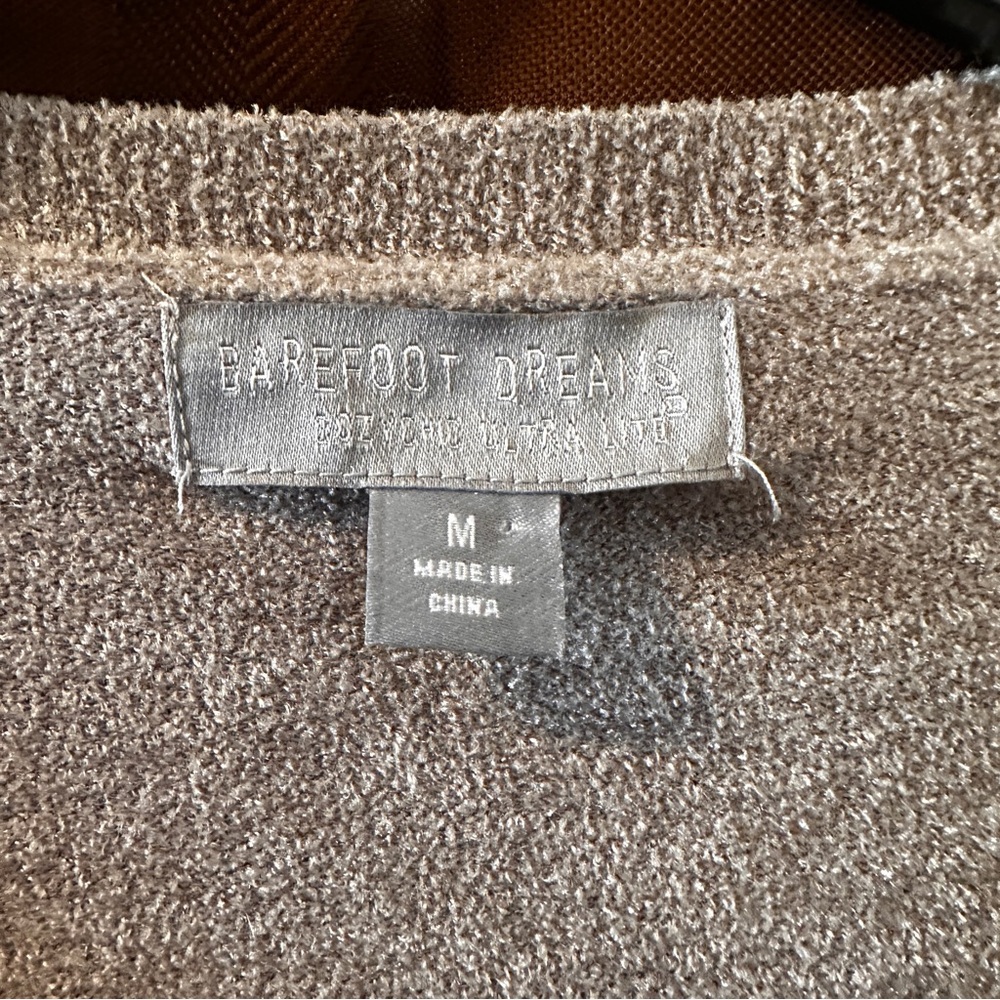 Barefoot Dreams CozyChic Ultra Lite® Slouchy Pullover size medium reg $98 - Picture 6 of 8